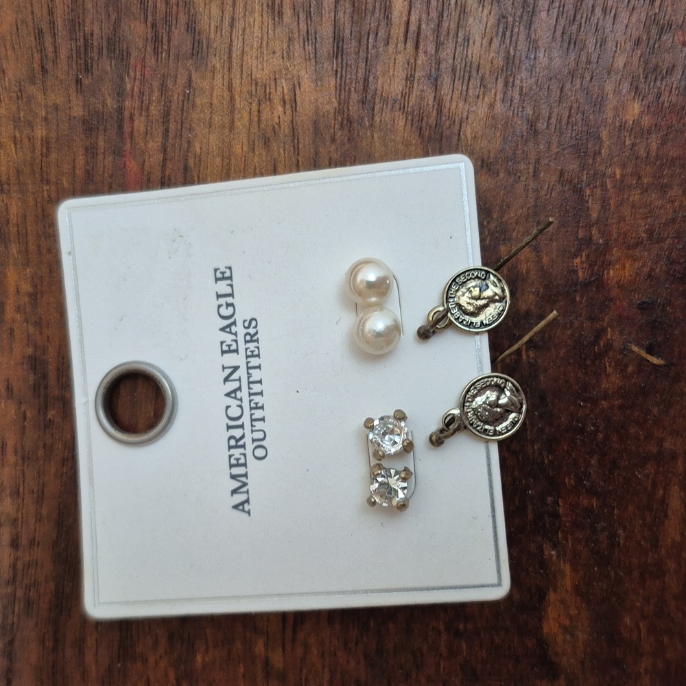 Queen Elizabeth II American Eagle Earrings Trio, New With Tags